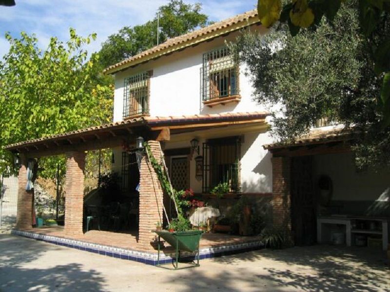 Fachada principal de La Nave de Cuadros